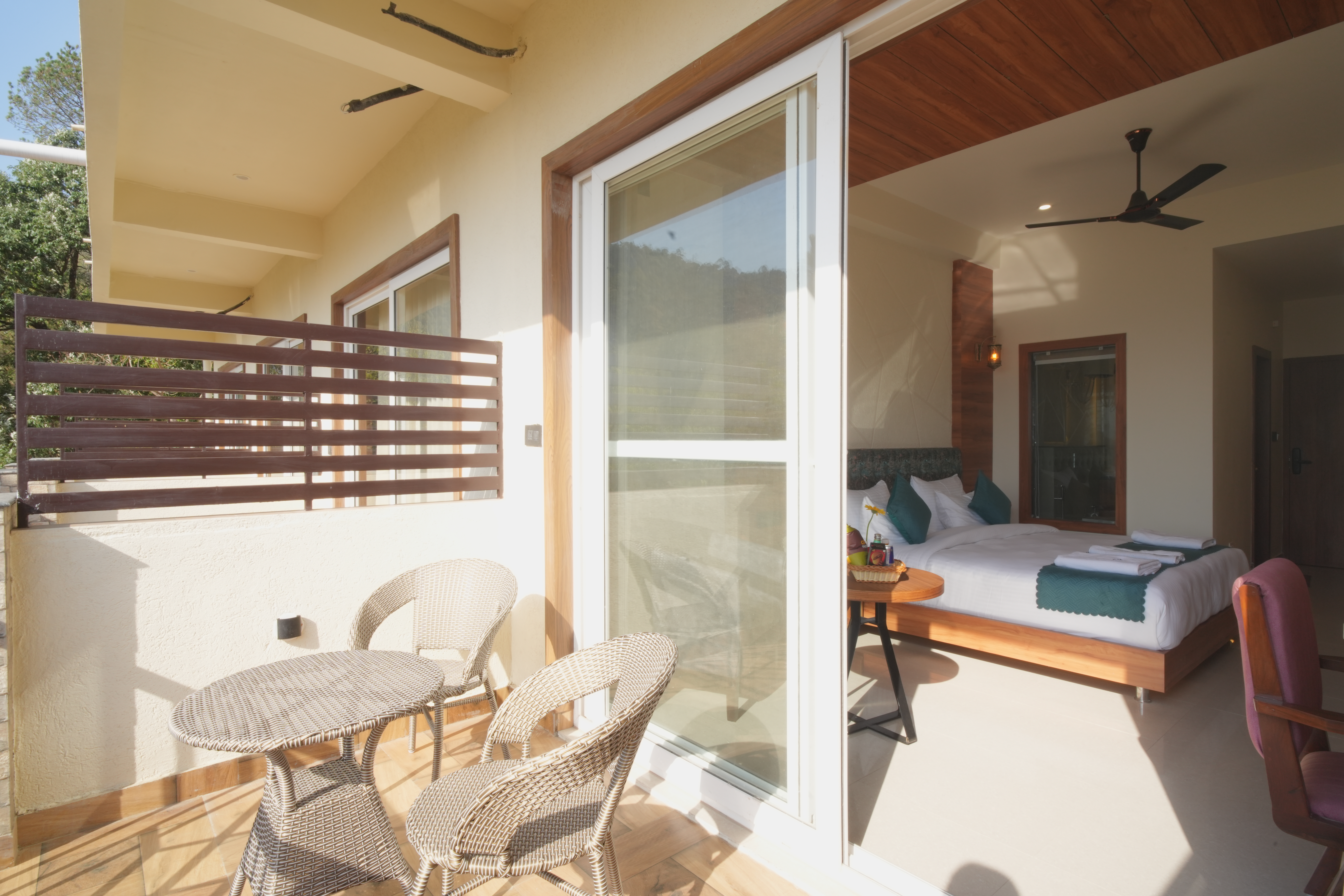 Executive Valley View Room - Balcony