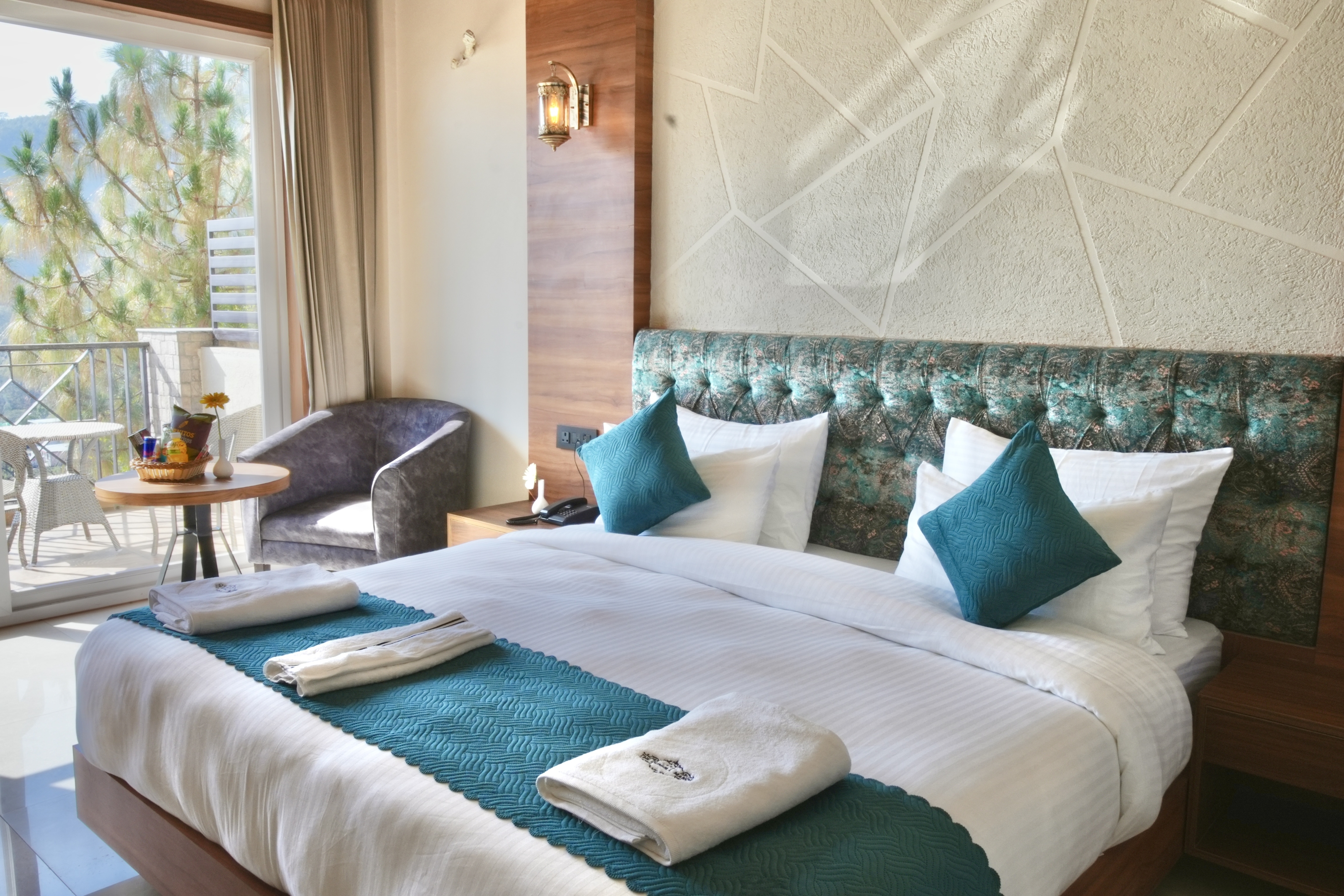 Executive Valley View Room - Inside