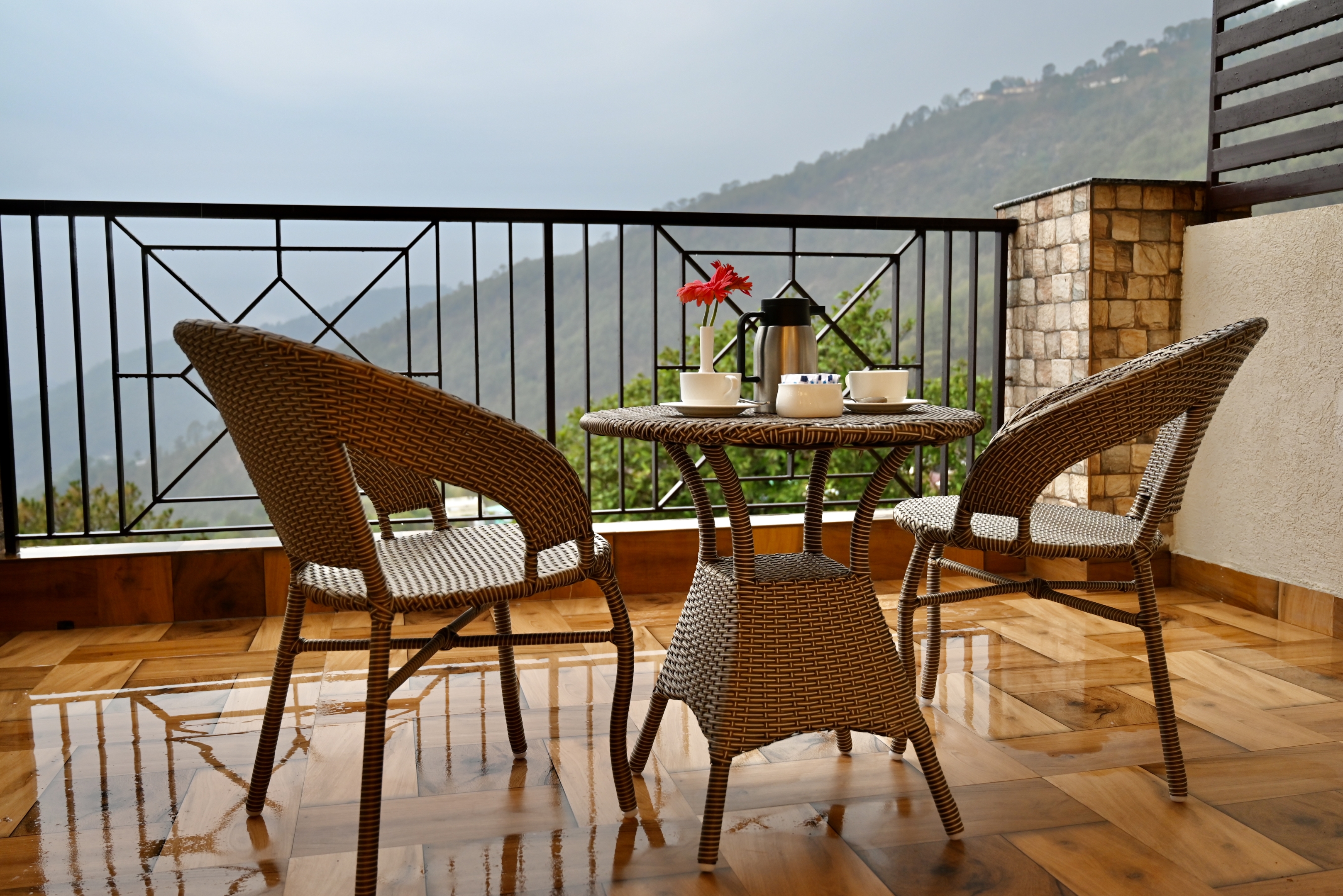 Superior Valley View Room - Balcony